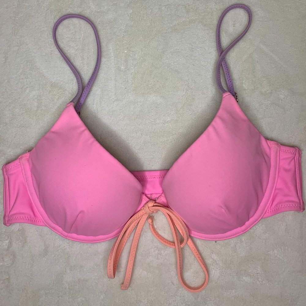 White Fox Pink Stand Out Underwire Bikini Top in Medium